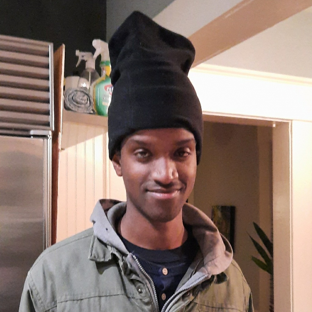 Meet your Posher, Tiago